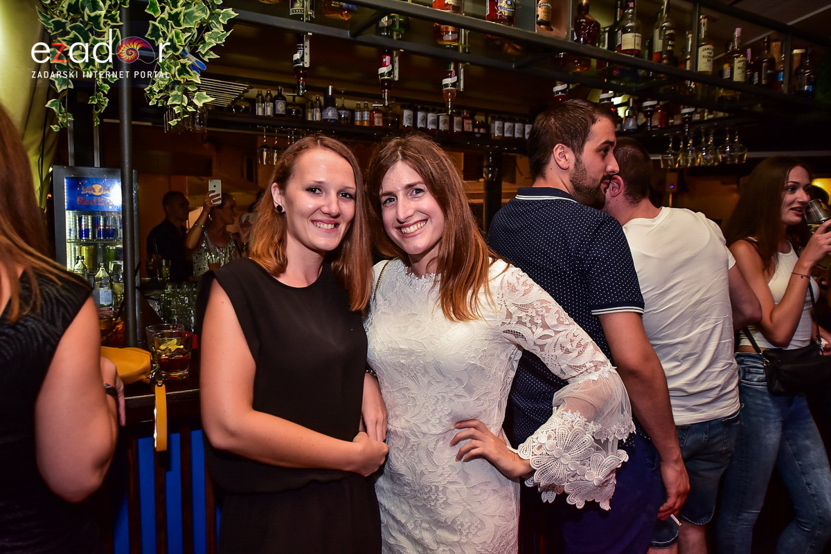 Domenica @ Kult Caffebar