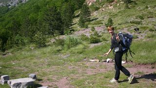 Obnova skloništa na Vlaškom gradu, foto: PD Paklenica Obnova skloništa na Vlaškom gradu, foto: PD Paklenica