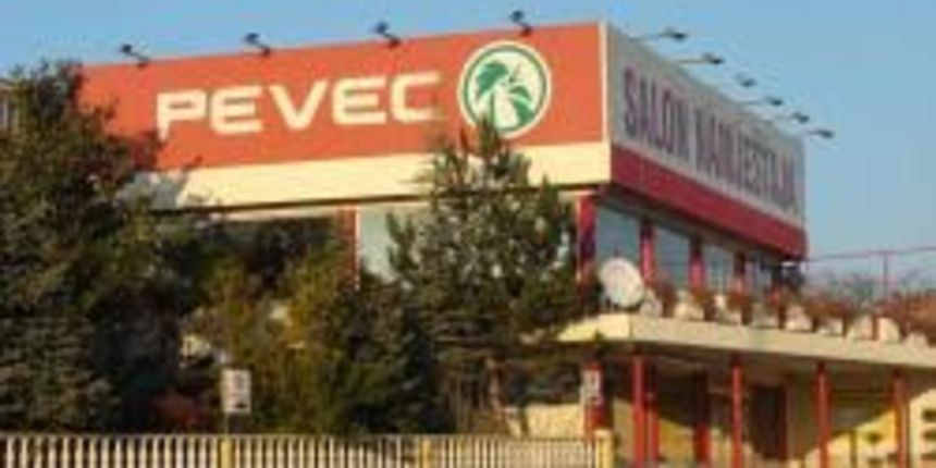 Pevec trgovina u Zagrebačkoj ulici Pevec trgovina u Zagrebačkoj ulici