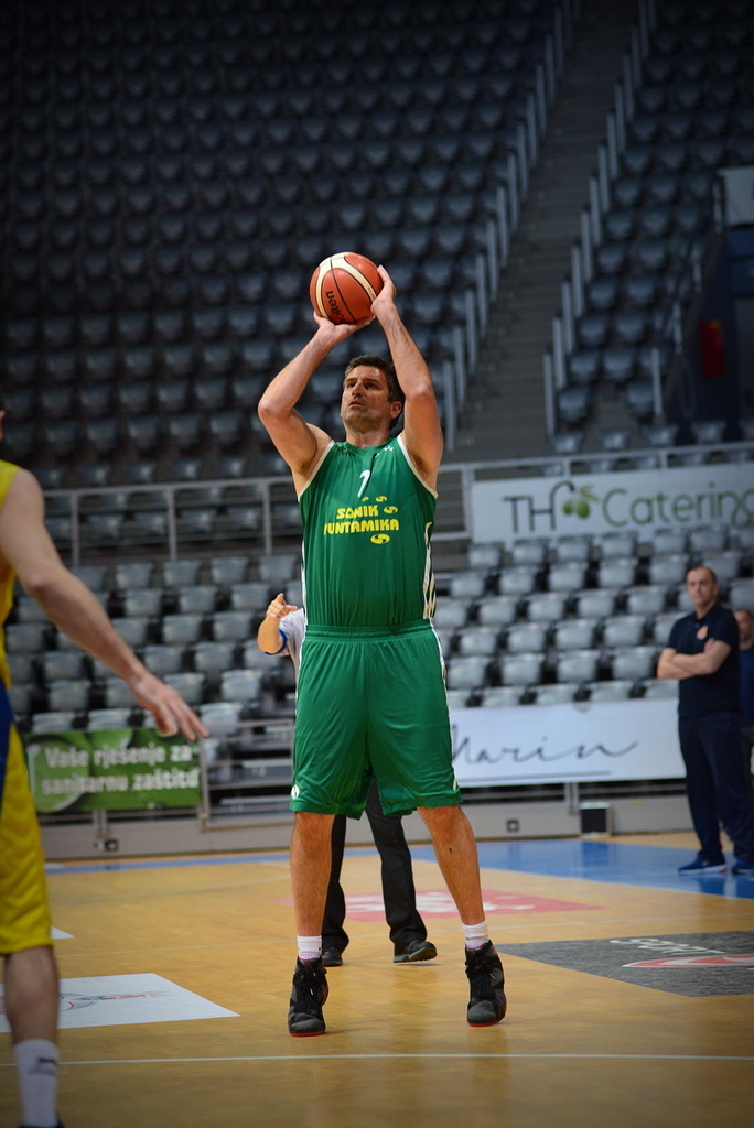 IV Masters veterana: VKK Nikšić 1995 – KK Puntamika 55-81 IV Masters veterana: VKK Nikšić 1995 – KK Puntamika 55-81