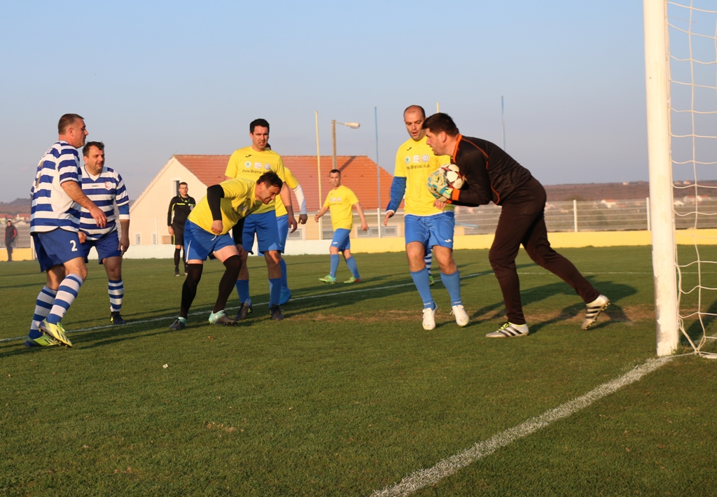 Derbi nogometne Lige veterana: Škabrnja – Mornar Vir