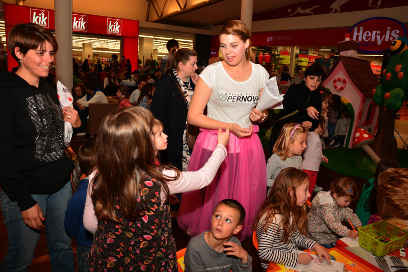 Supernova: Vesela subota 3. svibnja 2014. Foto: Iva Perinčić Supernova: Vesela subota 3. svibnja 2014. Foto: Iva Perinčić