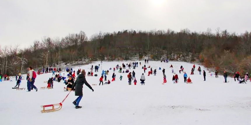 Sanjkalište Cvituša kod Lovinca u Lici Sanjkalište Cvituša kod Lovinca u Lici