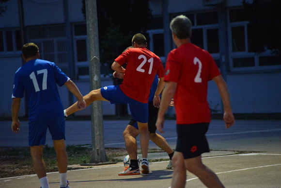 U povodu blagdana Kraljice Mira u Stanovima odigrana utakmica između liječnika i predstavnika Gradske uprave, Foto: Iva Perinčić