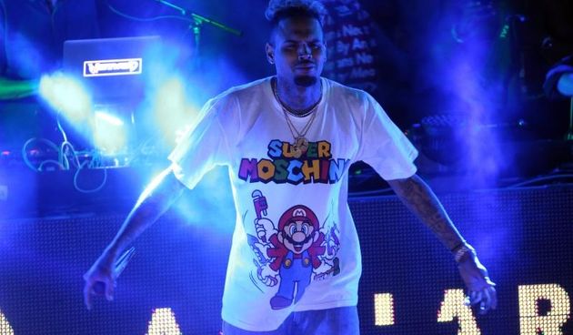 Koncert Chrisa Browna, koji je trebao biti održan na plaži Zrće, zbog jake bure je održan u prepunom klubu Aquarius.  Photo: Dalibor Urukalović/PIXSELL