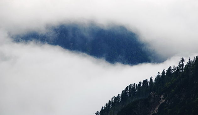 Aleksandar Gospic: (Stratusna naoblaka, Julijske Alpe, Slovenija-Italija)