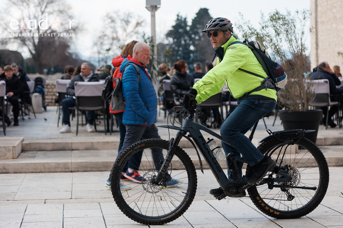 Đir po gradu, četvrtak 2. siječnja 2025. Đir po gradu, četvrtak 2. siječnja 2025.