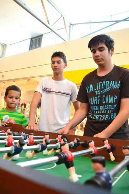 Supernova: Nogometno ludilo i izvlačenje dobitnika automobila Audi A1 Supernova: Nogometno ludilo i izvlačenje dobitnika automobila Audi A1