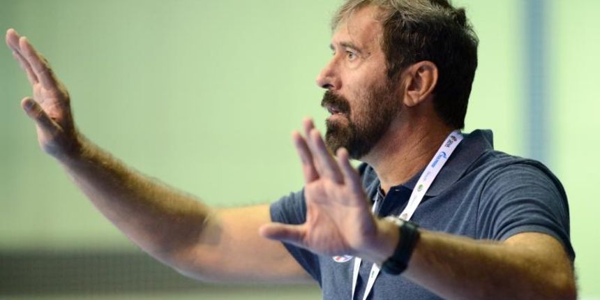 24.09.2014., dvorana Kutija sibica, Zagreb – SEHA liga, PPD Zagreb – Vojvodina. Trener PPD Zagreb Veselin Vujovic. Photo: Marko Lukunic/PIXSELL 24.09.2014., dvorana Kutija sibica, Zagreb – SEHA liga, PPD Zagreb – Vojvodina. Trener PPD Zagreb Veselin Vujovic. Photo: Marko Lukunic/PIXSELL