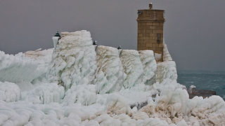 Senj u zagrljaju ledenog pokrivača, foto: Leo Banić