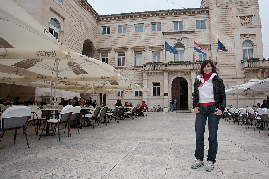Top model Lorena Dias Terezinho i njena sestra Mara Dias, pronašle davno izgubljenu obitelj u Bibinjama, foto: Leo Banić Top model Lorena Dias Terezinho i njena sestra Mara Dias, pronašle davno izgubljenu obitelj u Bibinjama, foto: Leo Banić