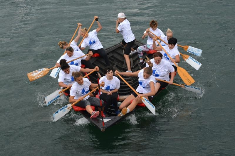 Opuzen: Utrke veslača za startne pozicije za 19. maraton lađa na Neretvi. Photo: Damir Špehar/PIXSELL