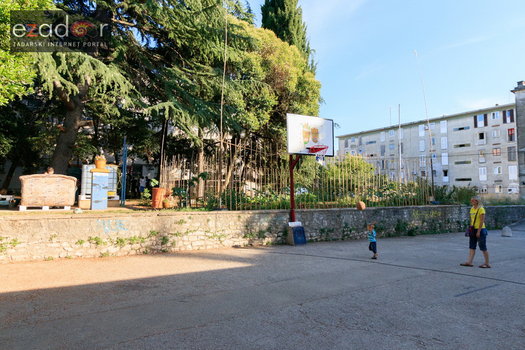 KvartArt: Poslijepodnevne subotnje aktivnosti i večernji koncert Miroslava Tadića