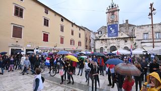 U Zadru novi prosvjed protiv covid potvrda