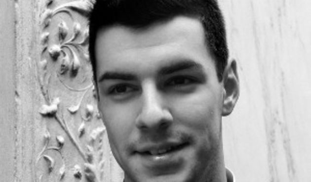 Zgodan svećenik ( foto Calendario Romano)