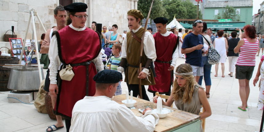 Paški srednjovjekovni sajam Paški srednjovjekovni sajam
