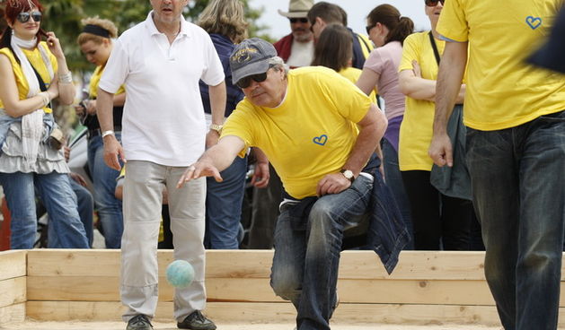 Biograd , 140510.
Danas je u Biogradu odrzana druga Porinova regata na kojoj je za ekipe brojnih diskografskih i medijskih kuca jedrilicarske sposobnosti pokazalo i vise javnih osoba. Na slici DJelo Hadjiselimovic.
Foto: Jure Miskovic / CROPIX