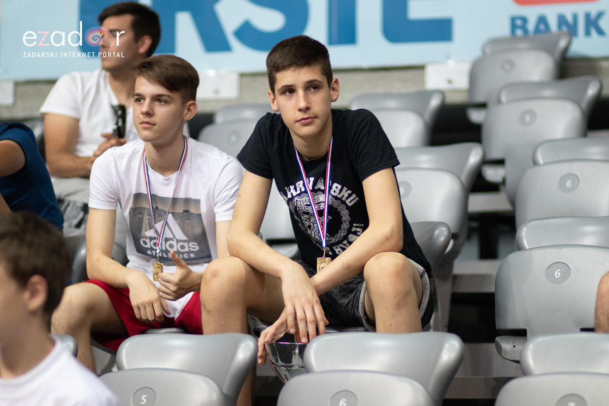 Polufinale doigravanja HT Premijer lige, 1. utakmica: KK Zadar – KK Cibona 89-78