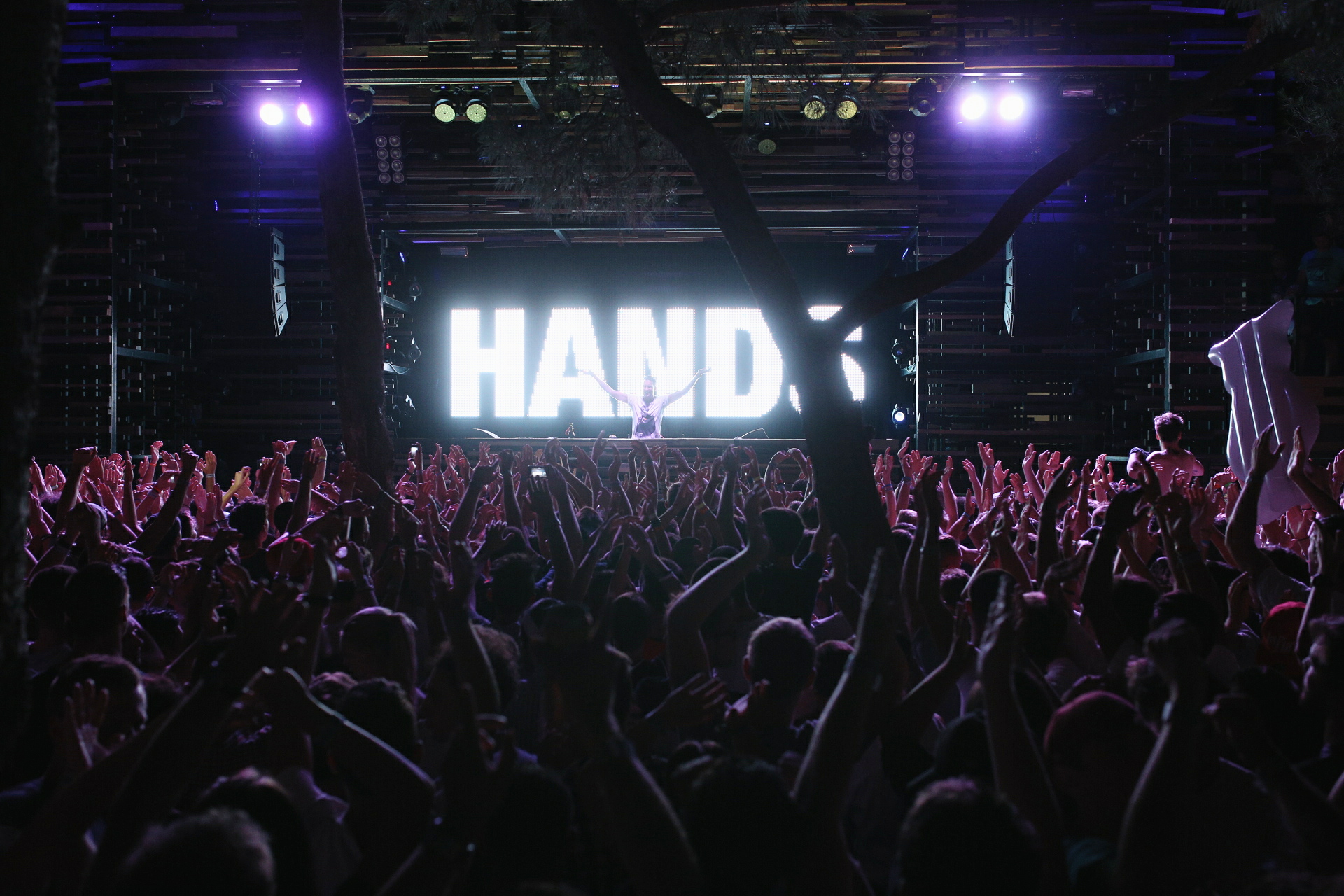 DJ Antoine zapalio Kalypso club, Foto: Bruno Zlomislić DJ Antoine zapalio Kalypso club, Foto: Bruno Zlomislić