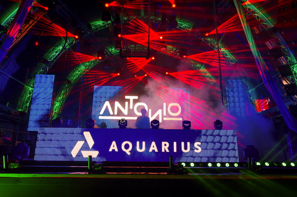 Ludi Party @ Aquarius klub Zrće 9. srpnja 2016. Foto: Goran Telak Ludi Party @ Aquarius klub Zrće 9. srpnja 2016. Foto: Goran Telak