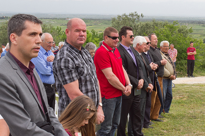 Svečana misa na Petrini i blagoslov bibinjskog polja Svečana misa na Petrini i blagoslov bibinjskog polja
