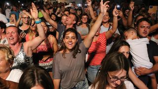 S Alenom Islamovićem po pljusku pjevalo šest tisuća Virana