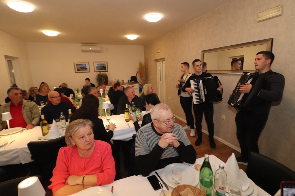 U restoranu Kotarina slavili su virski humanitarci i darivatelji krvi