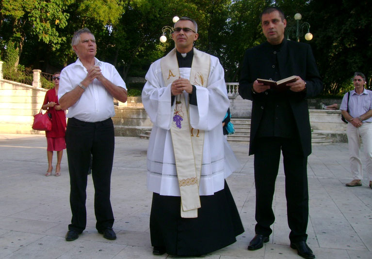 Trg Pet bunara: Glagoljaška renesansa