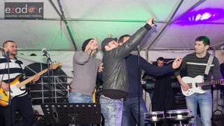 Humanitarni koncert “ZaDar Anđeli” održan je pod šatorom u u dvorištu Gimnazije Jurja Barakovića u Perivoju Vladimira Nazora