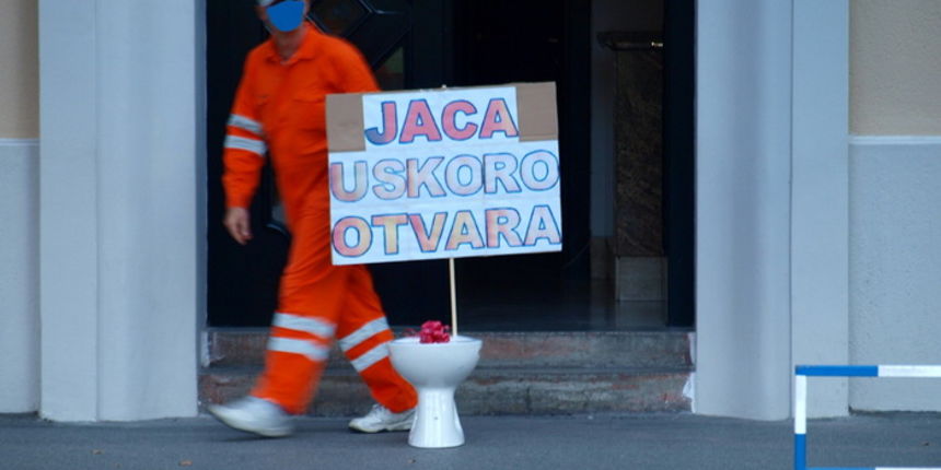 Performas Gradjanske akcije ispred sredisnjice HDZ-a, Foto: Gradjanska akcija Performas Gradjanske akcije ispred sredisnjice HDZ-a, Foto: Gradjanska akcija