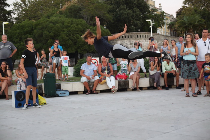 Večernji đir po zadarskoj rivi. Foto: Leo Banić