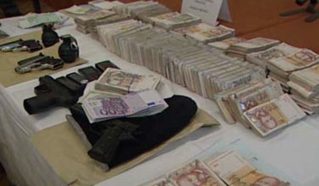 opljačkani novac (foto: hrt.hr)