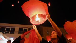 Vodice: Puštanjem lampiona obilježena 10. obljetnica Kornatske tragedije Vodice: Puštanjem lampiona obilježena 10. obljetnica Kornatske tragedije