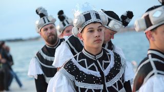 HGD Sv. Cecilija izvelo korčulanski viteški ples “Moreška” na Pozdravu suncu