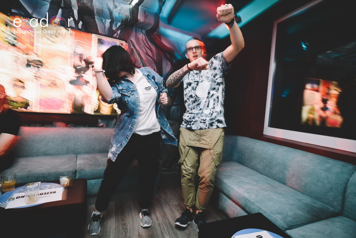 Saturday with DJ Andy Boy @ Svarog Bar