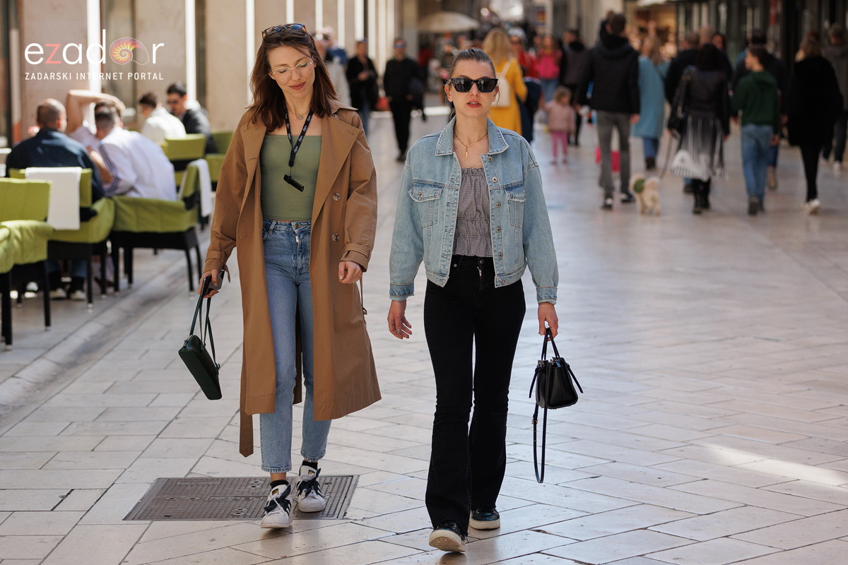 Đir po gradu, subotnja špica 19. ožujka 2022. Đir po gradu, subotnja špica 19. ožujka 2022.