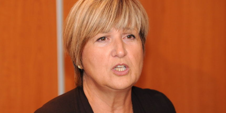 Zadar, 071011.
Na tiskovnoj konferenciji HSP-a dr. Ante Starcevic odrzanoj u hotelu Kolovare u Zadru, predstavnici stranke na celu s predsjednicom Ruzom Tomasic obavijestili su javnost o svakodnevnom pristupanju novih clanova njihovoj stranci. Radi se o i Zadar, 071011.
Na tiskovnoj konferenciji HSP-a dr. Ante Starcevic odrzanoj u hotelu Kolovare u Zadru, predstavnici stranke na celu s predsjednicom Ruzom Tomasic obavijestili su javnost o svakodnevnom pristupanju novih clanova njihovoj stranci. Radi se o i