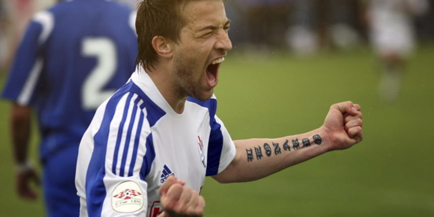 Zadar, 190409.
Stadion u Stanovima.
Susret 26. kola 1. HNL, Zadar – Slaven Belupo.
Na fotografiji Bojan Vrucina slavi pogodak.
Foto: Vladimir Ivanov / CROPIX