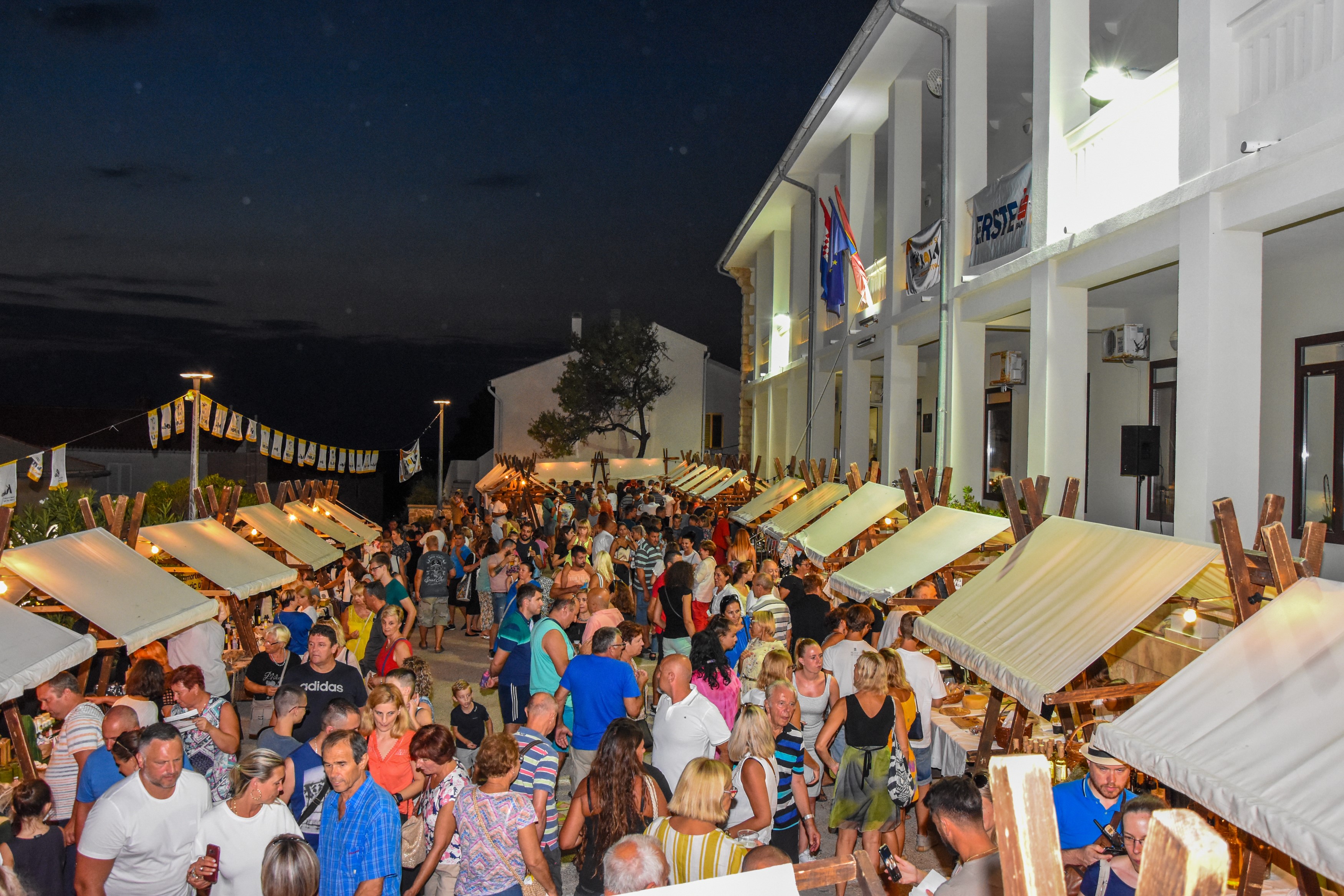 Kolan: Fešta od sira