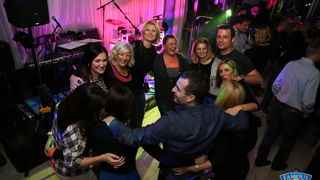 Friday Night Live: Cotton Club @ Famous Beach Bar & Grill 21. listopada 2016. Friday Night Live: Cotton Club @ Famous Beach Bar & Grill 21. listopada 2016.