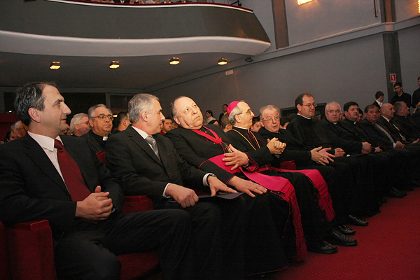 Svečana akademija u povodu ustoličenja  nadbiskupa Puljića (Foto:Saša Čuka)