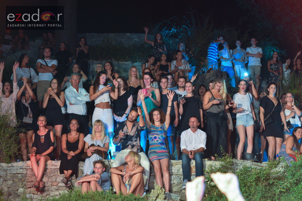 Severina Live @ Lounge & bar Ledana Severina Live @ Lounge & bar Ledana