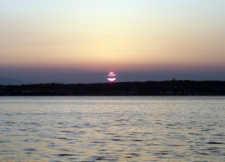 Preko: Svitanje 27. kolovoza 2011, Foto: Jasna Marcelić Preko: Svitanje 27. kolovoza 2011, Foto: Jasna Marcelić