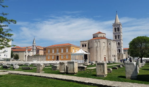 Sunčano, Forum, gradZadar. Đir najlipšom rivom i Poluotokom 6. svibnja 2016.  Foto. Mladen Malik
