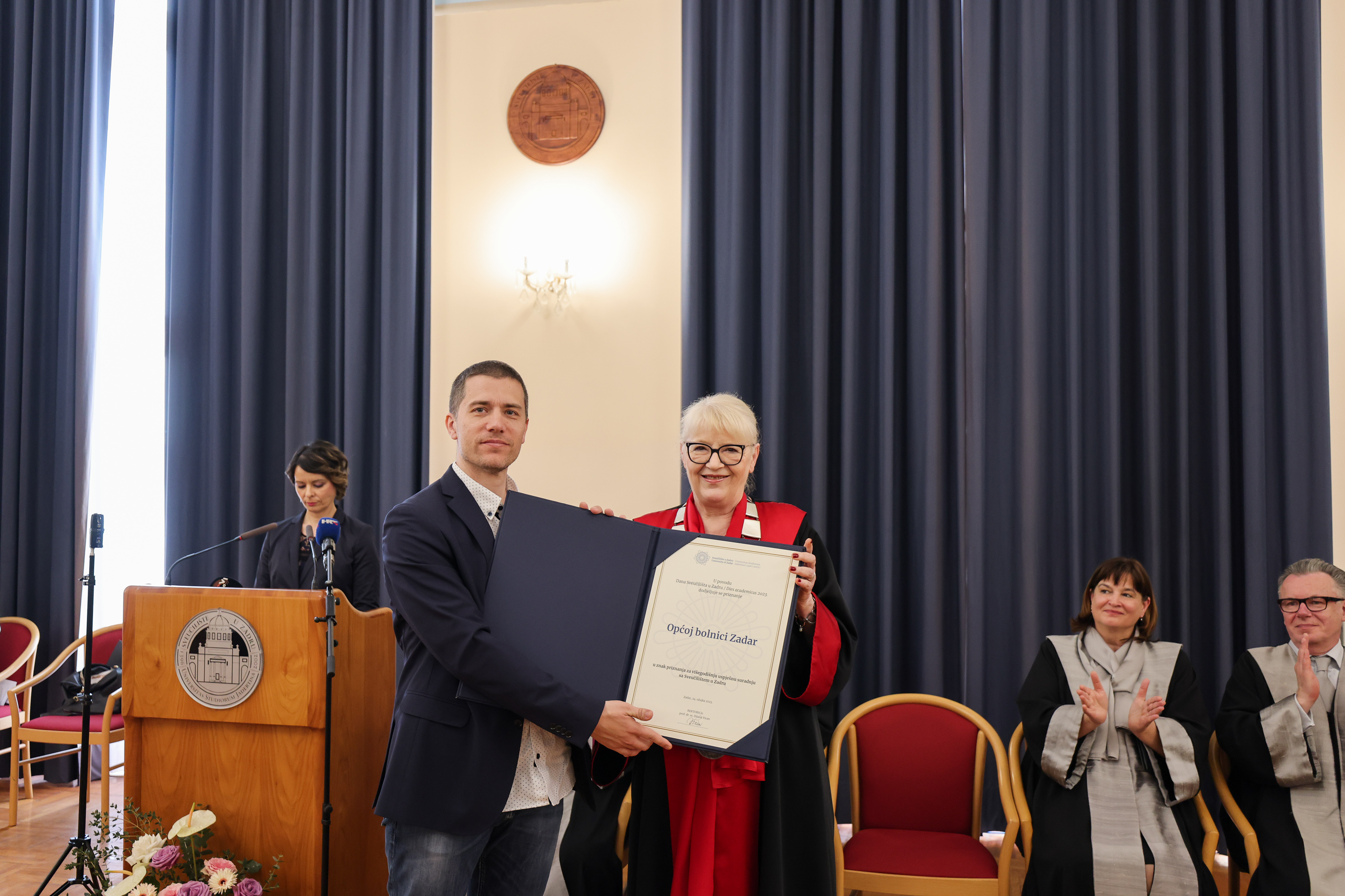 Svečanom sjednicom proslavljen Dies Academicus – Dan Sveučilišta u Zadru Svečanom sjednicom proslavljen Dies Academicus – Dan Sveučilišta u Zadru