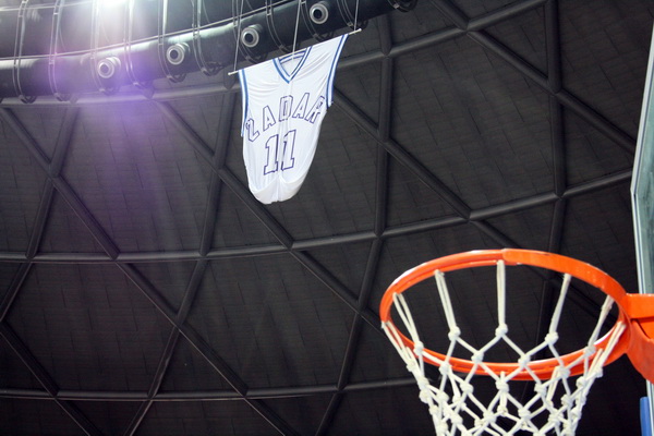 KK Zadar – Real Madrid, umirovljenje dresova 10 (Giuseppe Giergia) i 11 (Kresimir Cosic), Foto; Mladen Malik KK Zadar – Real Madrid, umirovljenje dresova 10 (Giuseppe Giergia) i 11 (Kresimir Cosic), Foto; Mladen Malik