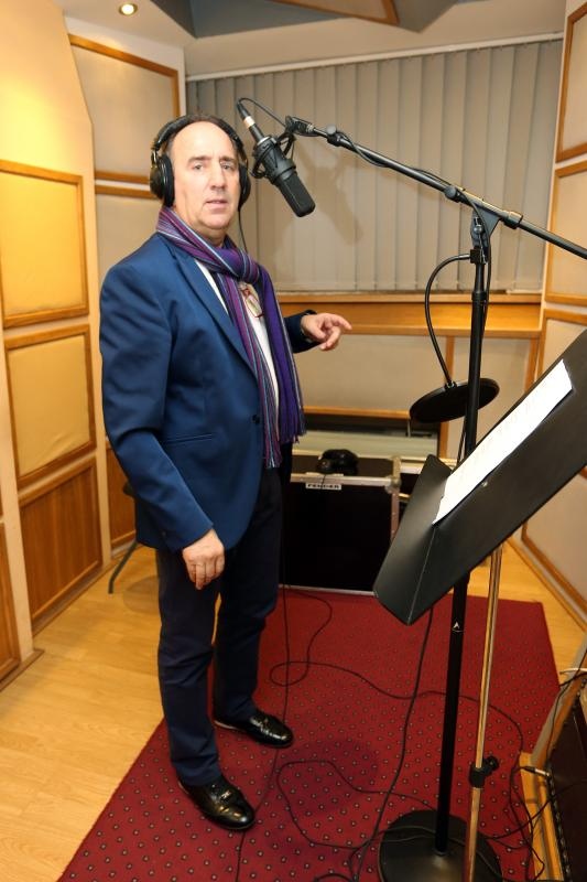 Mladen Grdović snima pjesmu na engleskom jeziku. Photo: Goran Jakus/PIXSELL