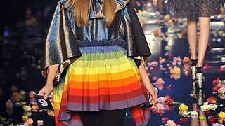 Suknje opet “in” (Moda.hr)