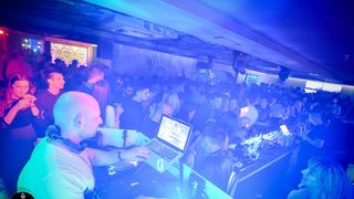 Subotnji party u Svarog baru