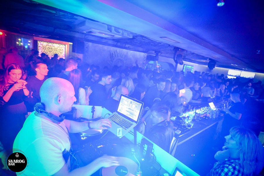 Subotnji party u Svarog baru